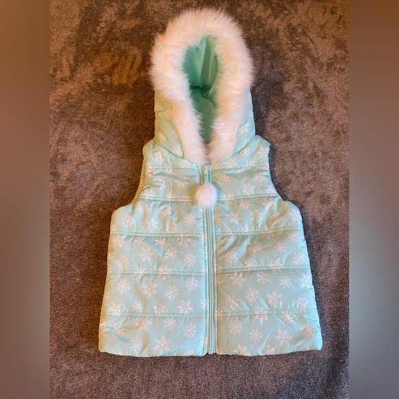 Isaac Mizrahi Mint Green Snowflake Puffer Vest with Faux Fur Trim - Picture 1 of 4